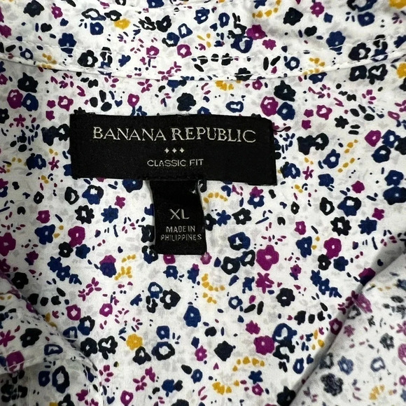 Banana Republic Classic fit top - Picture 7 of 7